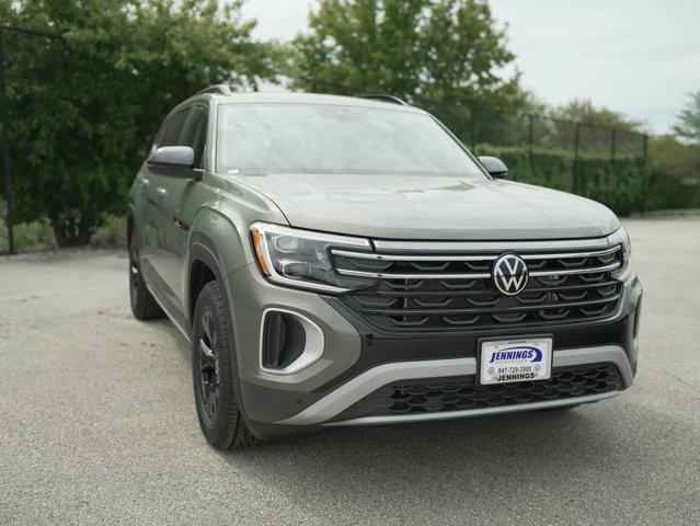 new 2025 Volkswagen Atlas car, priced at $47,577