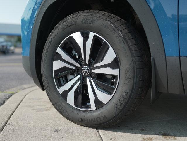 new 2025 Volkswagen Atlas Cross Sport car, priced at $39,529