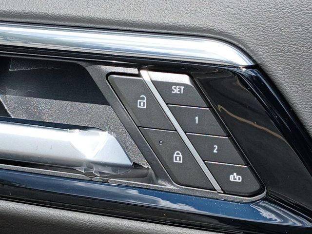 new 2025 Chevrolet Tahoe car, priced at $89,625