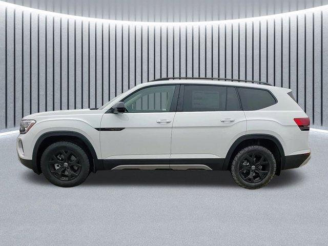 new 2025 Volkswagen Atlas car, priced at $48,329