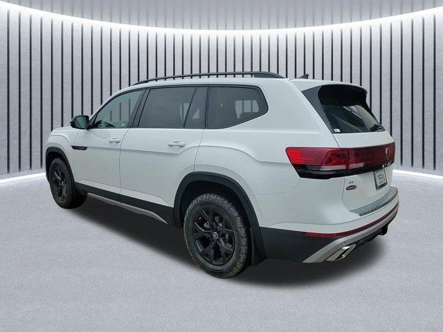 new 2025 Volkswagen Atlas car, priced at $48,329