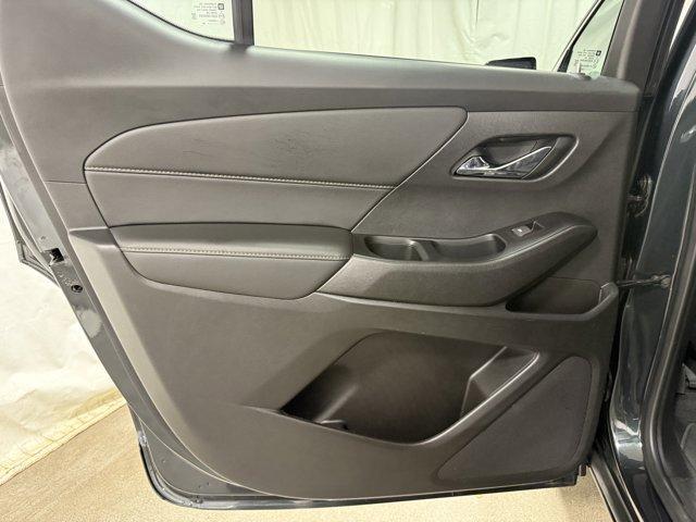 used 2020 Chevrolet Traverse car, priced at $27,588