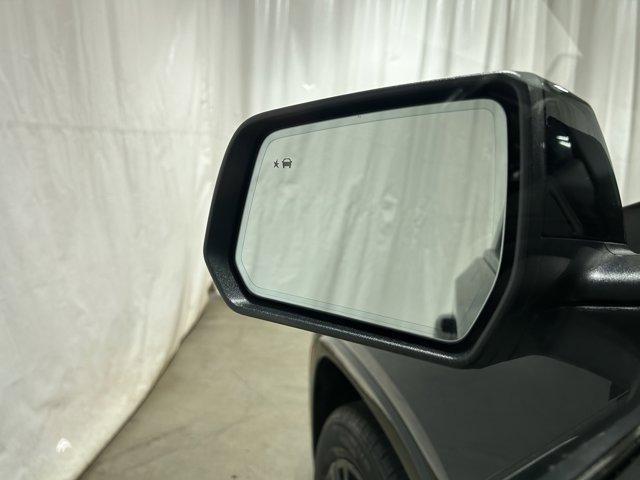 used 2022 Chevrolet Traverse car, priced at $35,988