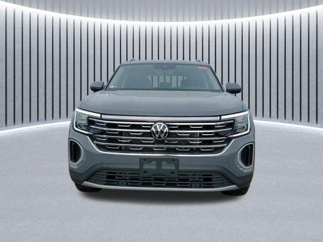 new 2025 Volkswagen Atlas car, priced at $49,336