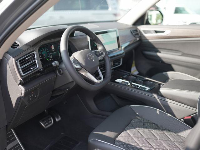 new 2025 Volkswagen Atlas car, priced at $54,946