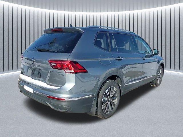 new 2024 Volkswagen Tiguan car, priced at $31,936