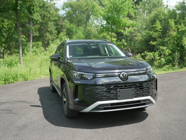 new 2025 Volkswagen Tiguan car, priced at $35,002