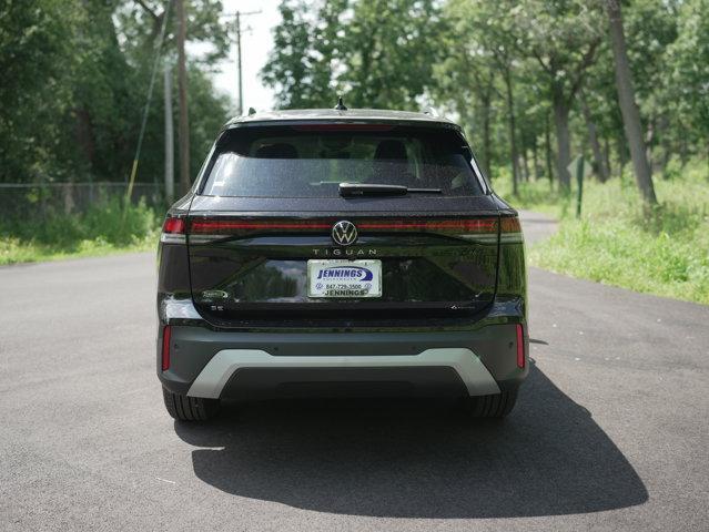 new 2025 Volkswagen Tiguan car, priced at $35,002