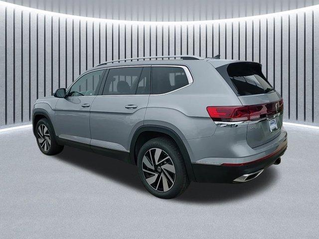 new 2025 Volkswagen Atlas car, priced at $49,072
