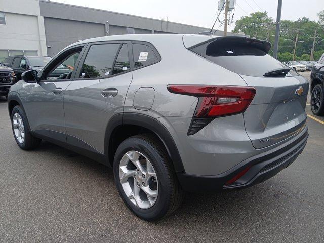 new 2025 Chevrolet Trax car, priced at $22,785