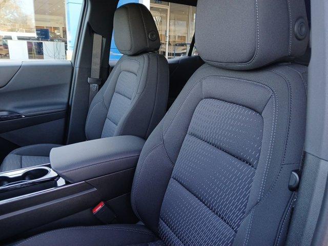 new 2025 Chevrolet Equinox car, priced at $33,070