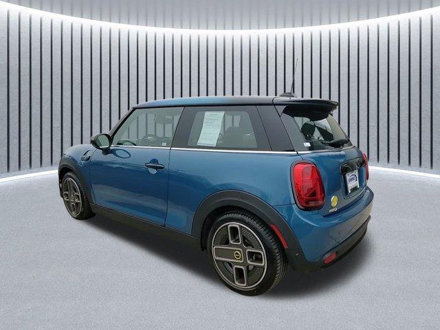 used 2022 MINI SE Hardtop car, priced at $19,888