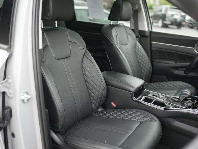 used 2023 Kia Sorento car, priced at $32,888
