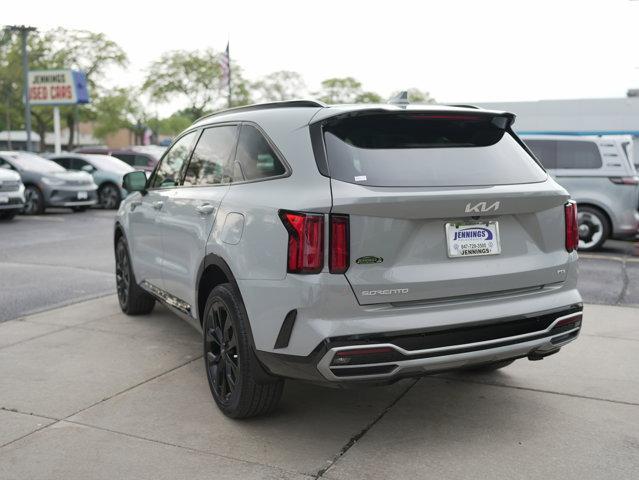 used 2023 Kia Sorento car, priced at $32,888