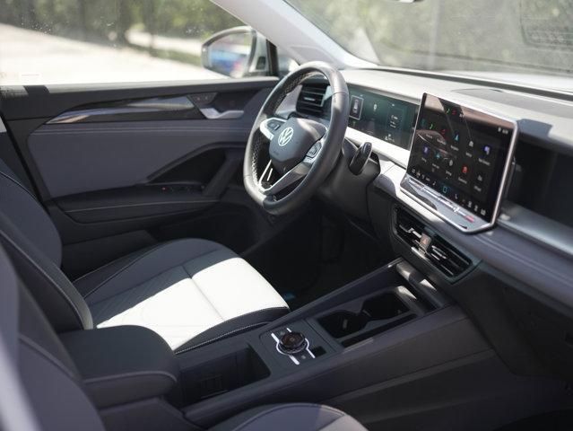 new 2025 Volkswagen Tiguan car, priced at $36,770