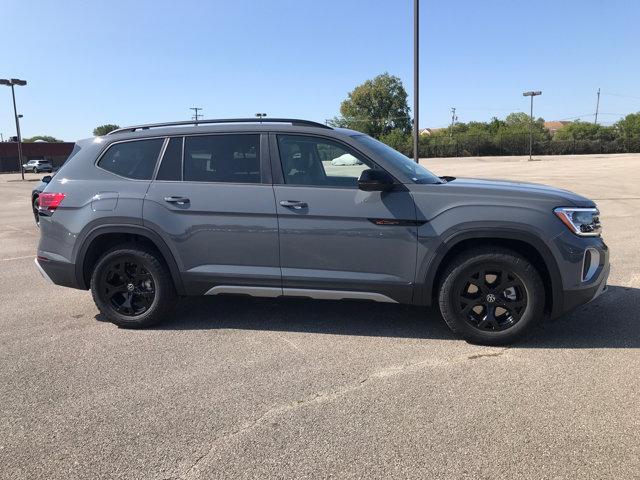 new 2024 Volkswagen Atlas car, priced at $52,037