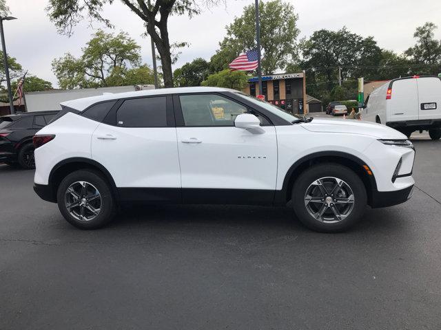 new 2025 Chevrolet Blazer car, priced at $35,985