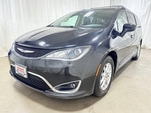 used 2020 Chrysler Pacifica car, priced at $13,988