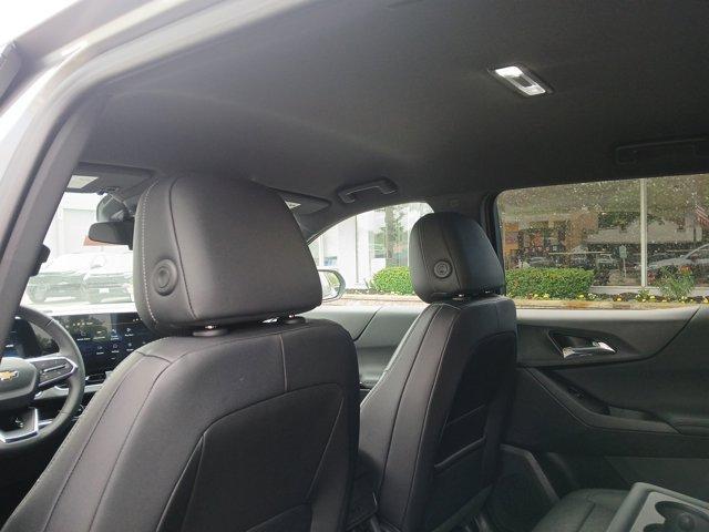 new 2026 Chevrolet Equinox car, priced at $31,045