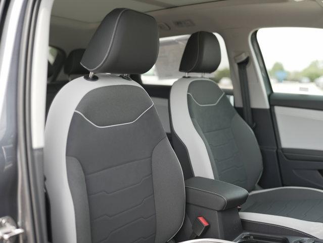new 2025 Volkswagen Tiguan car, priced at $36,034