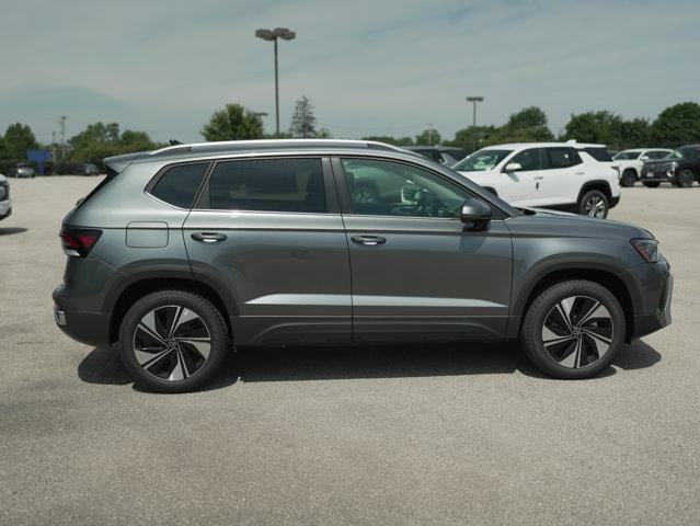 new 2025 Volkswagen Tiguan car, priced at $36,034
