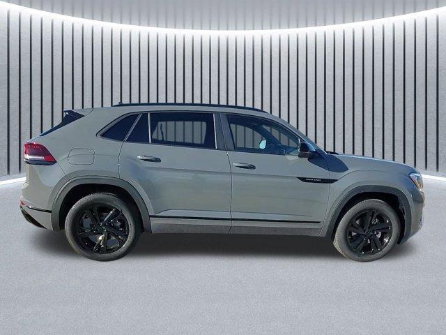 new 2025 Volkswagen Atlas Cross Sport car, priced at $50,417