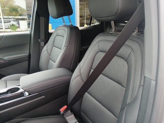 new 2026 Chevrolet Equinox car, priced at $33,990