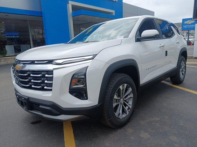 new 2026 Chevrolet Equinox car, priced at $33,990