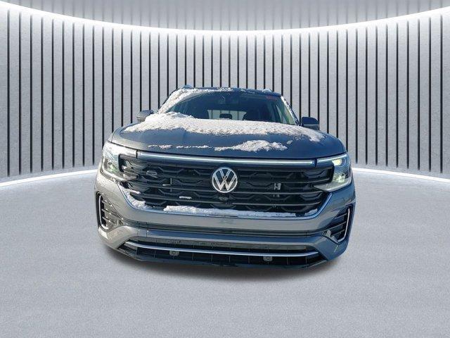 new 2025 Volkswagen Atlas car, priced at $53,806