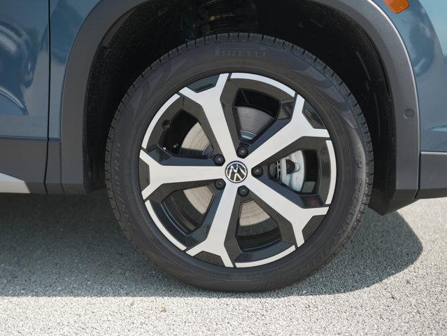 new 2025 Volkswagen Tiguan car, priced at $37,197