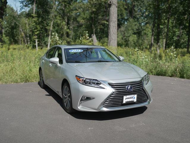 used 2018 Lexus ES 300h car, priced at $24,588
