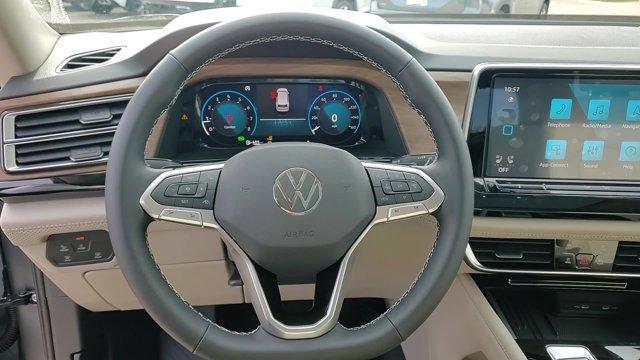 new 2025 Volkswagen Atlas car, priced at $47,073