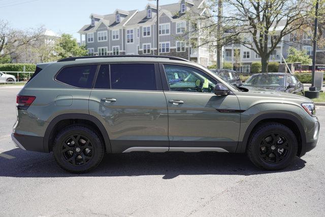 new 2025 Volkswagen Atlas car, priced at $47,577