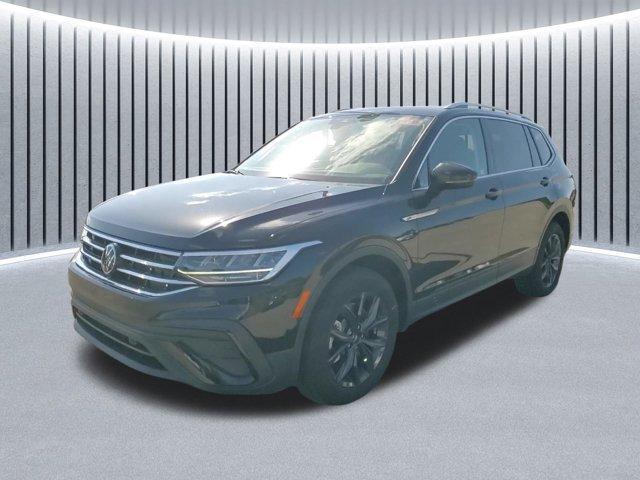 new 2024 Volkswagen Tiguan car, priced at $34,402