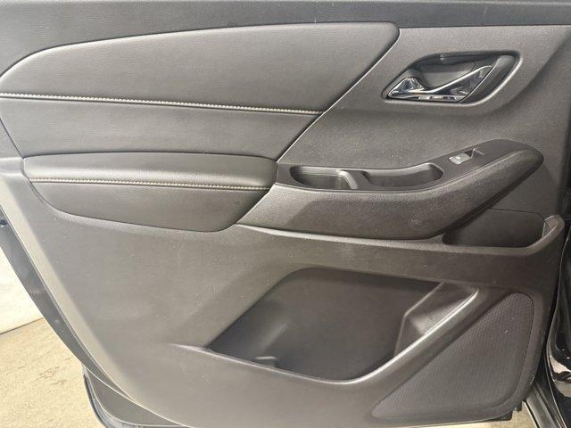 used 2018 Chevrolet Traverse car, priced at $19,488