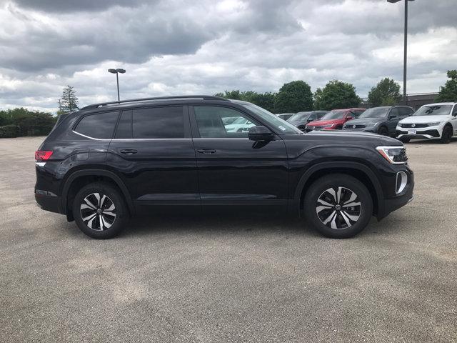 new 2024 Volkswagen Atlas car, priced at $41,086