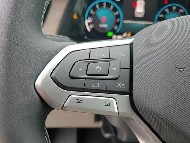 new 2025 Volkswagen Atlas car, priced at $45,443