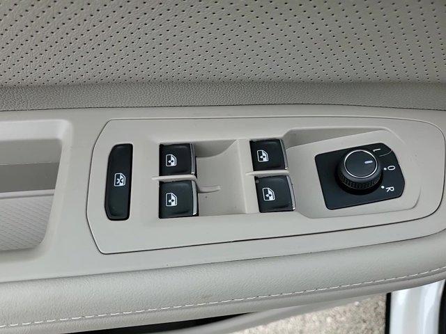 new 2025 Volkswagen Atlas car, priced at $45,443