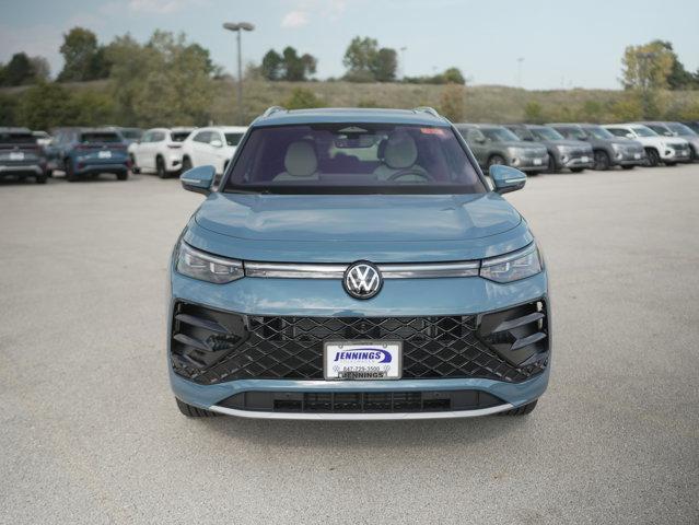 new 2025 Volkswagen Tiguan car, priced at $43,803
