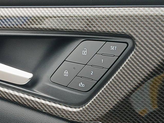 new 2025 Chevrolet Traverse car, priced at $59,160