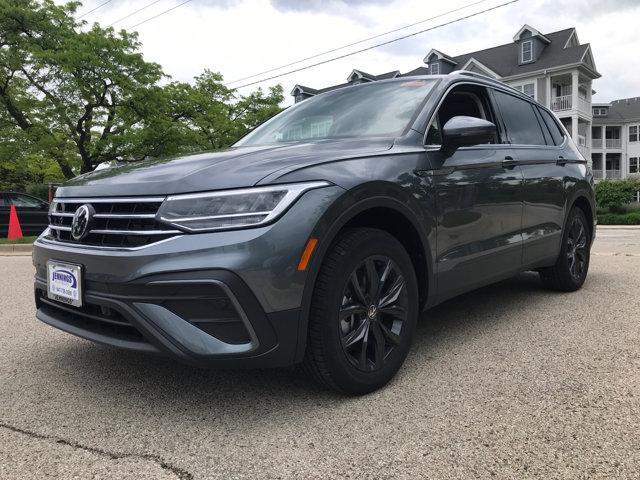 new 2024 Volkswagen Tiguan car, priced at $35,504