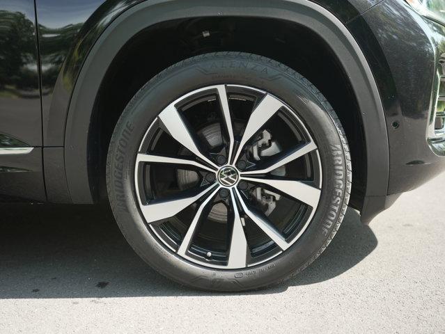 used 2024 Volkswagen Atlas car, priced at $39,888