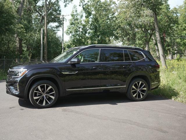 used 2024 Volkswagen Atlas car, priced at $39,888