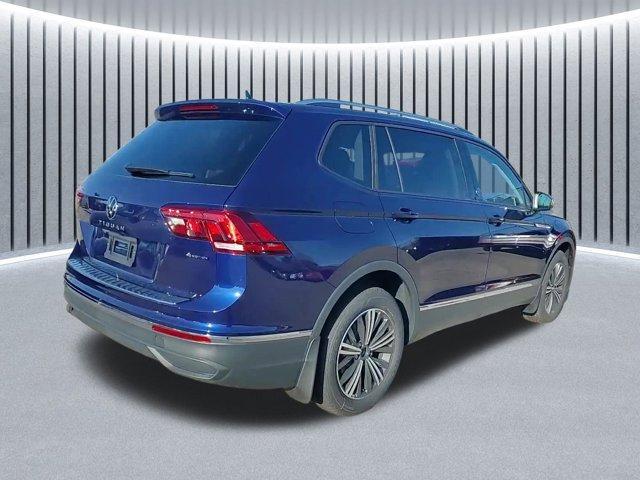 new 2024 Volkswagen Tiguan car, priced at $32,968