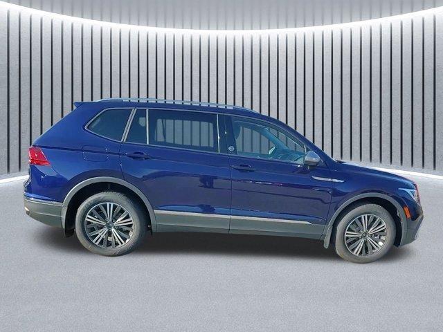 new 2024 Volkswagen Tiguan car, priced at $32,968