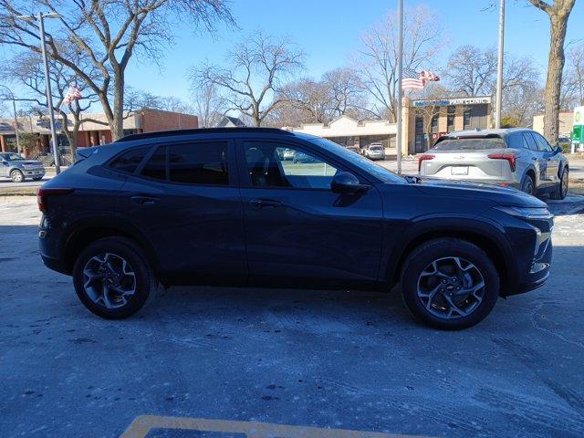 new 2025 Chevrolet Trax car, priced at $23,985