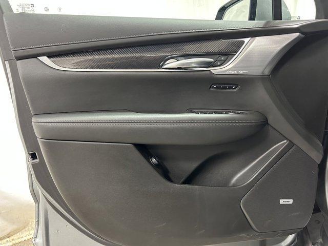 used 2023 Cadillac XT6 car, priced at $41,954