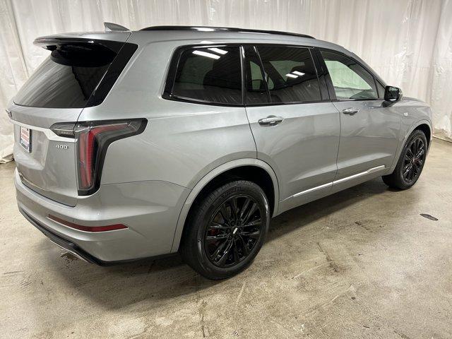 used 2023 Cadillac XT6 car, priced at $41,954