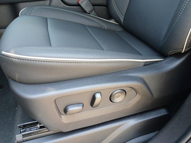 new 2025 Chevrolet Suburban car, priced at $81,905