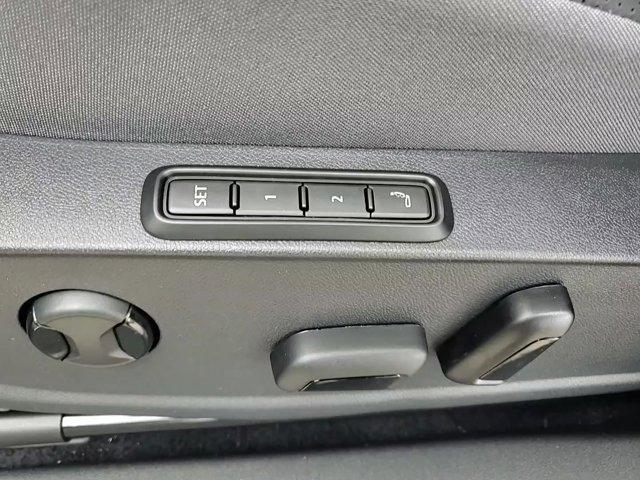 new 2025 Volkswagen ID.4 car, priced at $54,783